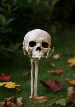 14.5 Inch Skull In Hand Stake Decoration