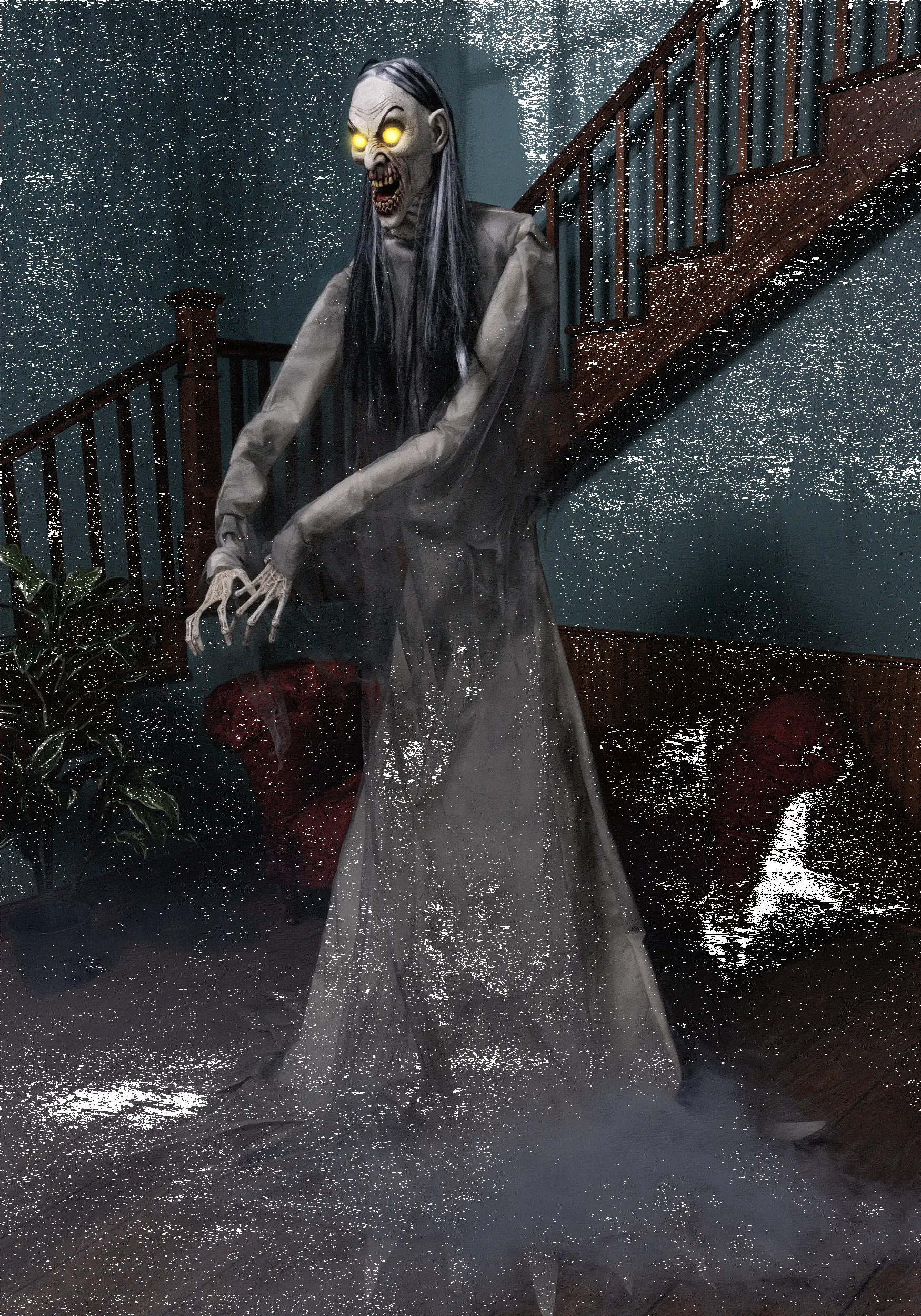 Animated Shrieking Banshee Decoration 1 Animated Shrieking Banshee Decoration