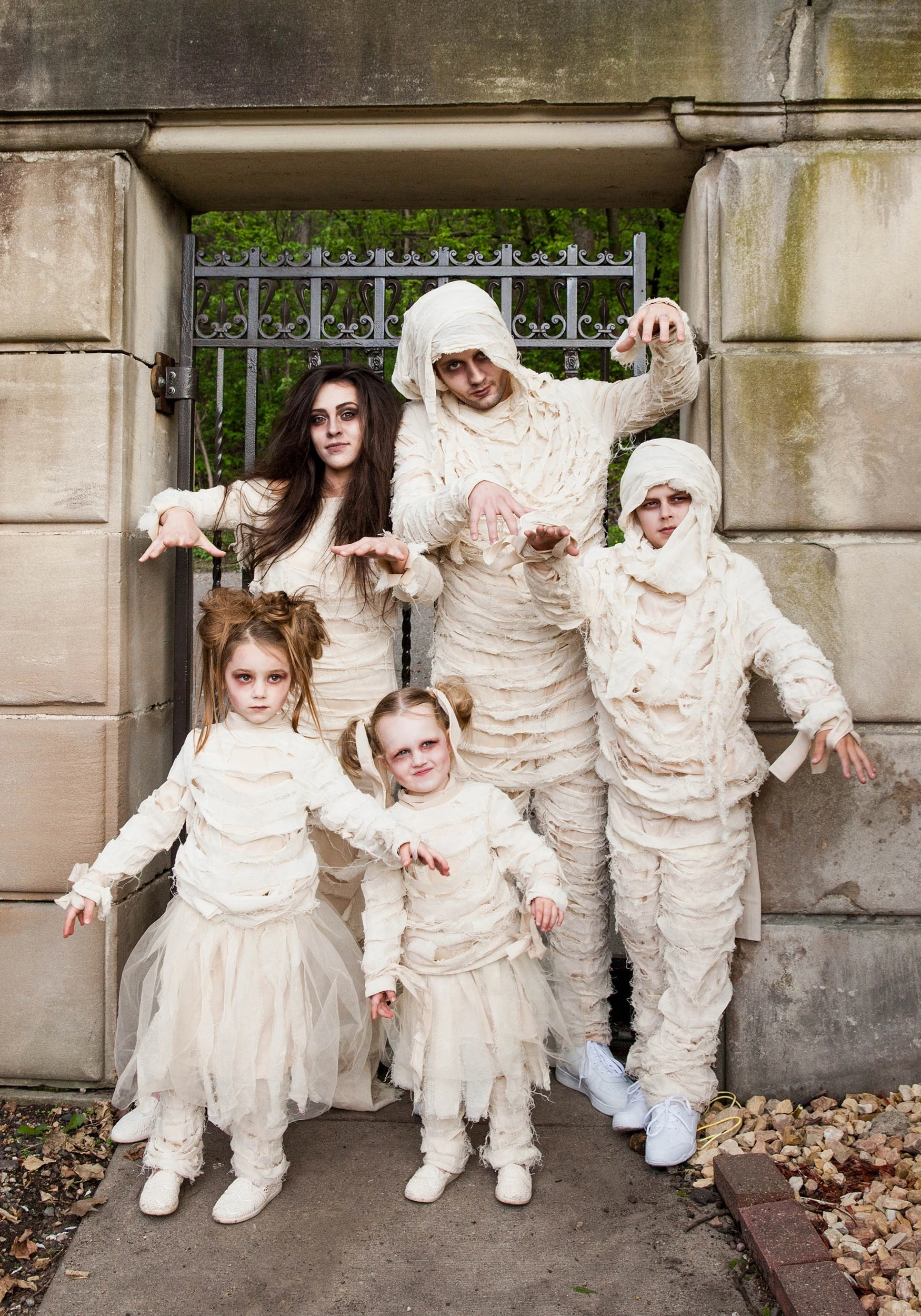 Women's Plus Size Full Length Mummy Costume 3 Women's Plus Size Full Length Mummy Costume - Image 3